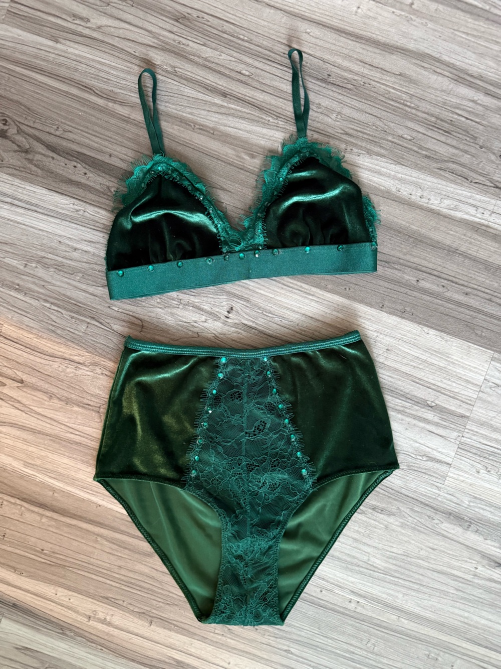 Velvet & Lace Rhinestoned Green Lingerie Set